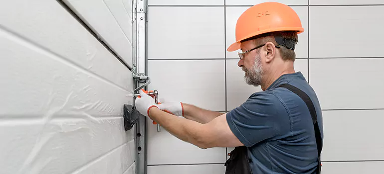 Garage Door Repair in Campbell